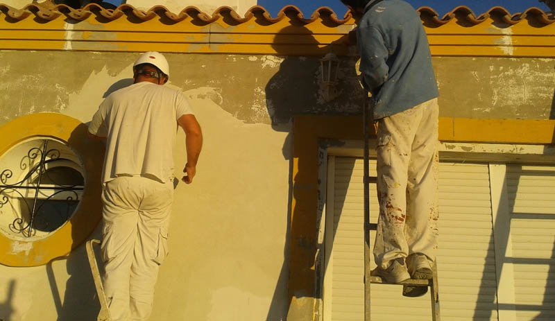 Pintar fachadas en Málaga